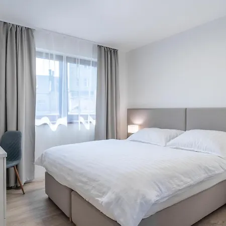 4 * Ostrava