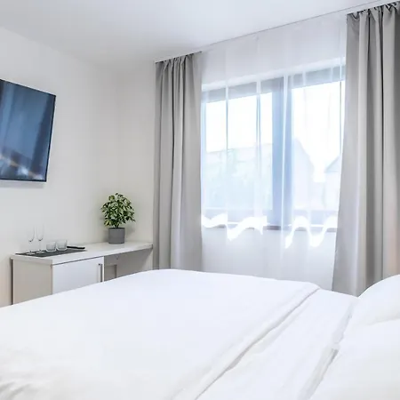 4 * Ostrava