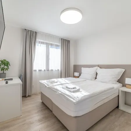 4 3* Ostrava